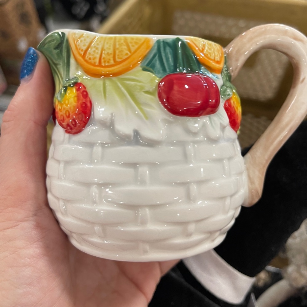 Red Strawberry 🍓 Cherry, & Orange Fruits White Basket Weave Ceramic Creamer NEW